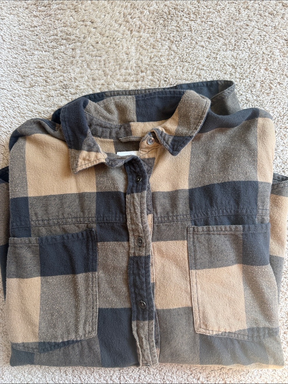 Aerie Women’s Black and Beige Plaid Flannel Shirt